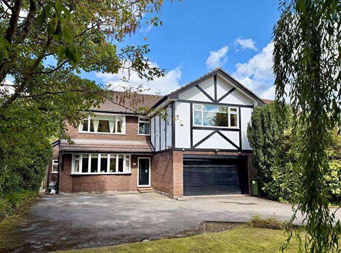 4 Bedroom Detached House For Sale In Werneth Road, Woodley, SK6