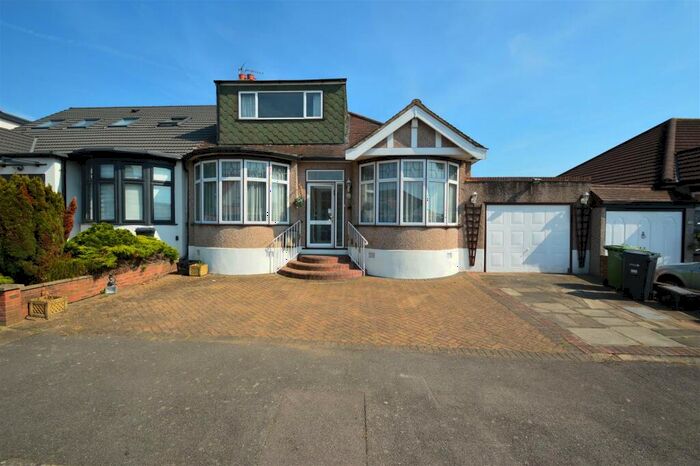5 Bedroom Semi-Detached Bungalow To Rent In Leigh Avenue, Redbridge, IG4
