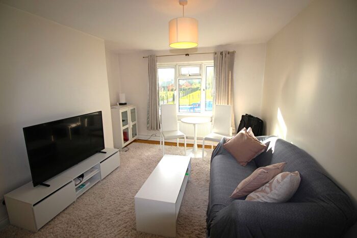 1 Bedroom Flat To Rent In Chaville Court Beaconsfield Road, London, N11