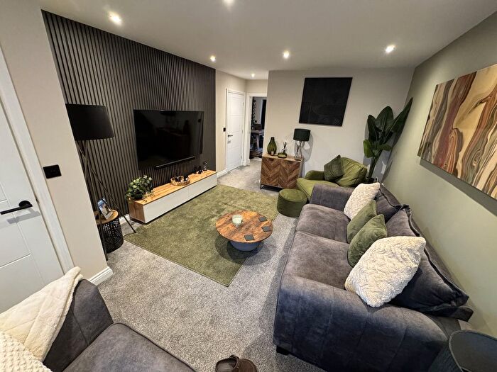 3 Bedroom Semi-detached House For Sale In Nog Tow Close, Preston, PR4