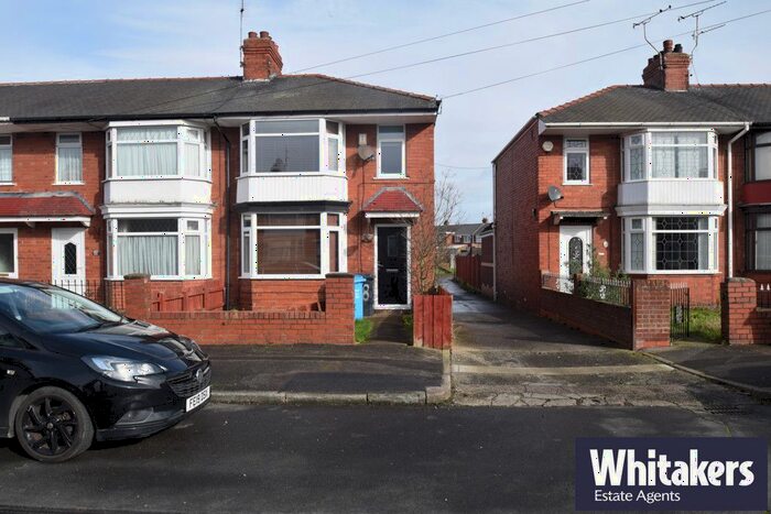 3 Bedroom Terraced House To Rent In Louis Drive, Hull, HU5