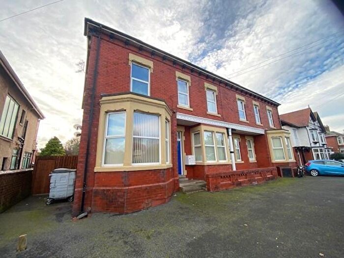 1 Bedroom Flat To Rent In Newton Court, Newton Drive, Blackpool, FY3