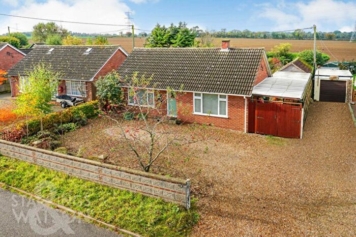 2 Bedroom Detached Bungalow For Sale In Hall Lane, Wacton, Norwich, NR15