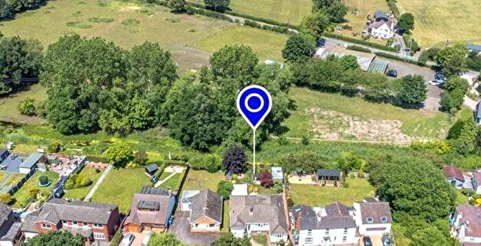 3 Bedroom Bungalow For Sale In Queens Road, Calf Heath, Wolverhampton, Staffordshire, WV10