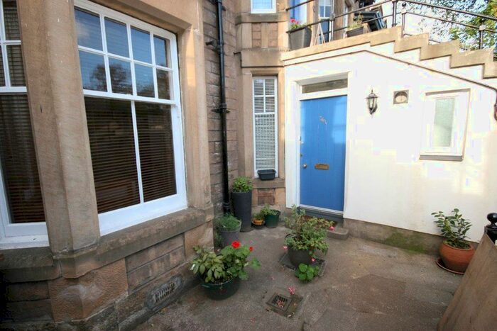 1 Bedroom Flat To Rent In Colinton Road, Edinburgh EH14