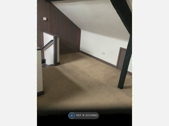 1 Bedroom Flat To Rent In High Street, Honiton, EX14