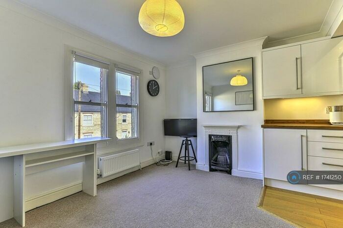 2 Bedroom Flat To Rent In Ditton Walk, Cambridge, CB5
