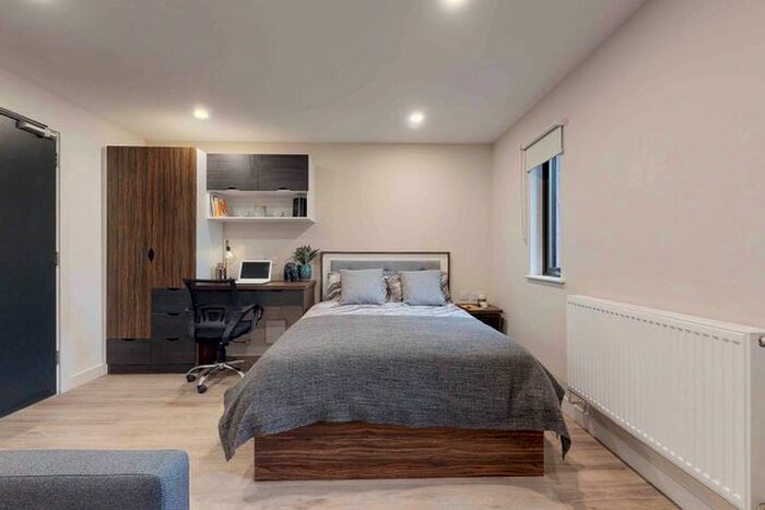 Studio To Rent In Furnival Square, Sheffield, S1