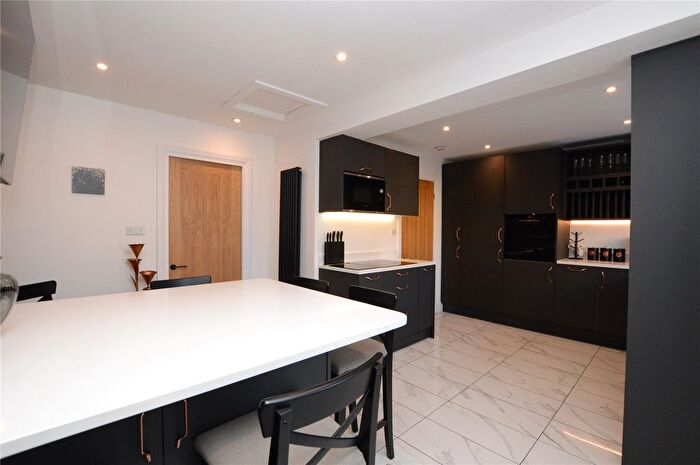 4 Bedroom Detached House For Sale In Hopefield Chase, Rothwell, Leeds, West Yorkshire, LS26