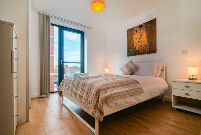 1 Bedroom Flat To Rent In Arena View, Clement Street, Birmingham, B1
