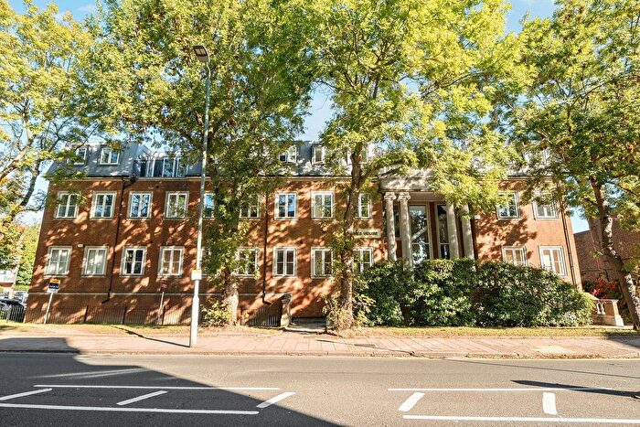 2 Bedroom Flat For Sale In Beckenham Road, Beckenham, BR3