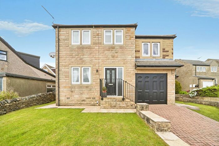 4 Bedroom Detached House For Sale In Privet Drive, Oakworth, Keighley, BD22