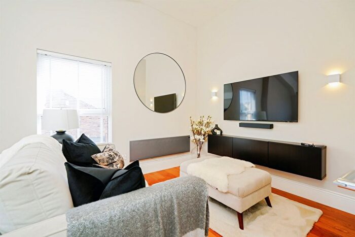 1 Bedroom Flat For Sale In Oxford Road, Kingston Bagpuize, Abingdon, OX13