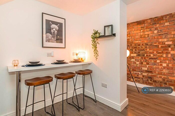 3 Bedroom Flat To Rent In Smithdown Road, Liverpool, L15