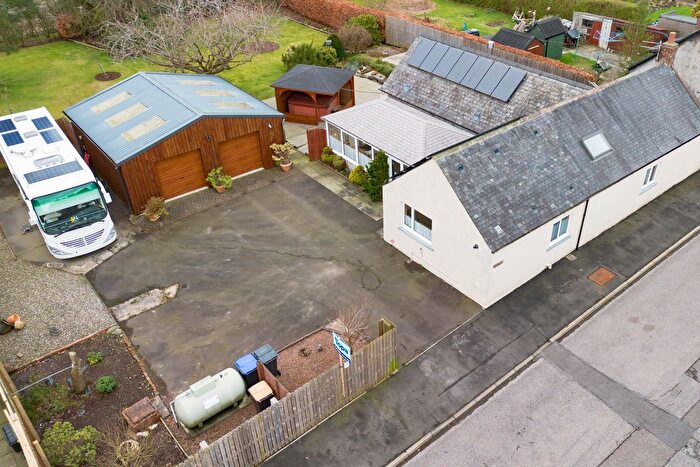 4 Bedroom Cottage For Sale In Main Street, Luthermuir, AB30