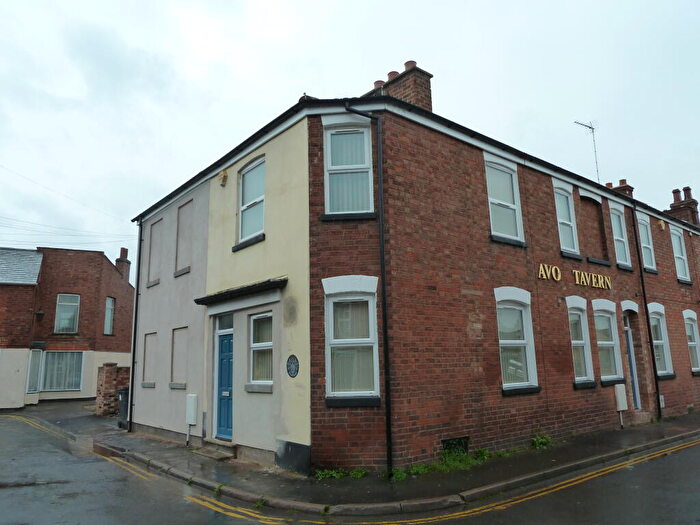 2 Bedroom End Of Terrace House To Rent In Pickard Street, Warwick, CV34