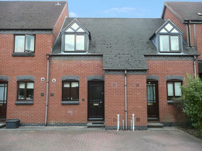 2 Bedroom Terraced House To Rent In New Street, Stratford-upon-Avon, CV37