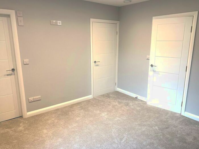 2 Bedroom Apartment To Rent In Buxton Road; Disley., SK12