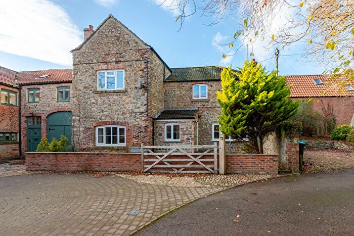 3 Bedroom Cottage For Sale In North End, Bedale, DL8
