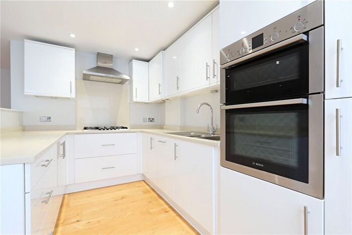 1 Bedroom Flat To Rent In Montagu Place, Marylebone, London, W1H