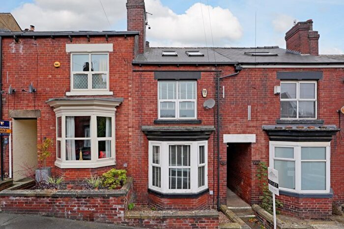 4 Bedroom Terraced House For Sale In Guest Road, Sharrowvale, Sheffield, S11