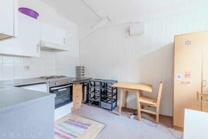 1 Bedroom Flat To Rent In Holloway Road, Holloway, N19