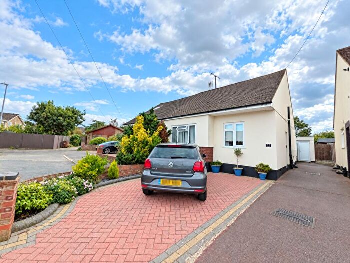 2 Bedroom Semi-Detached Bungalow For Sale In Fernwood, Hadleigh, Essex, SS7