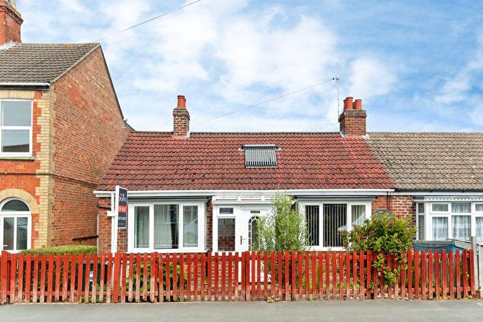 2 Bedroom Semi-Detached Bungalow For Sale In Eastfield Road, Louth, LN11