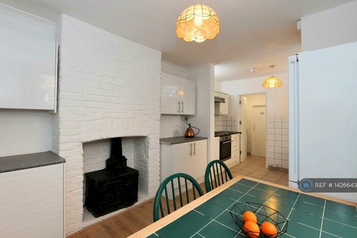 4 Bedroom Terraced House To Rent In Louise Road, London, E15