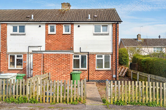 2 Bedroom End Of Terrace House For Sale In Alpine Close, Oakham, LE15