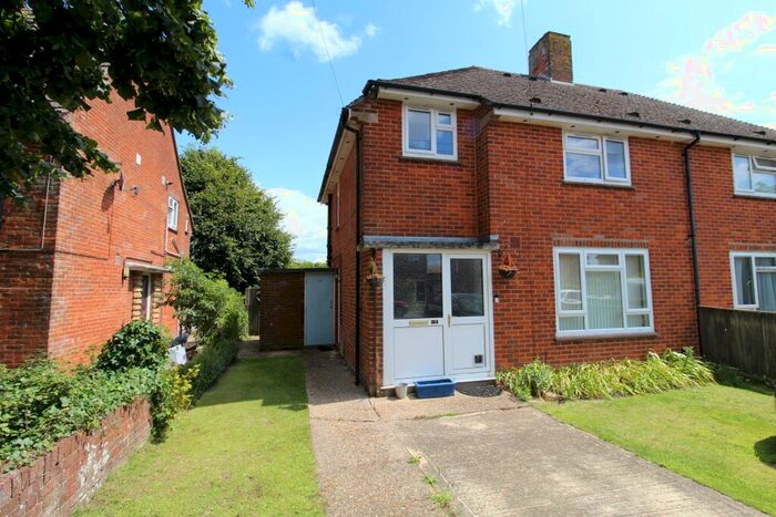 2 Bedroom Flat To Rent In Draper Road, Somerford, Christchurch, BH23
