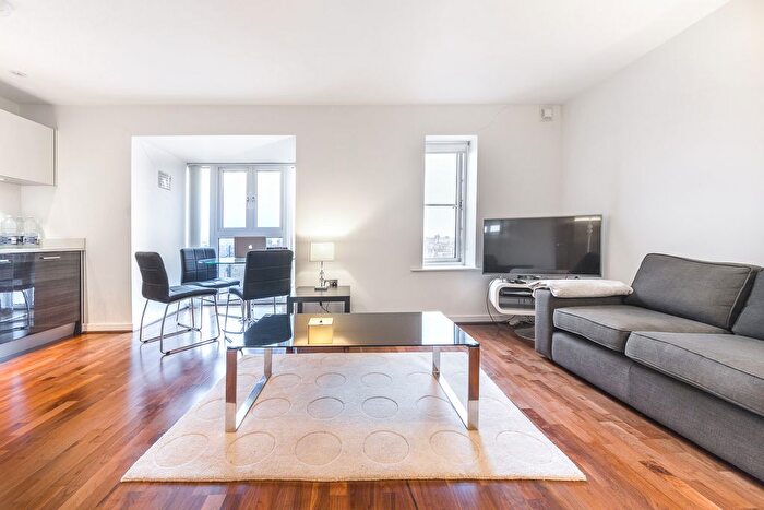 2 Bedroom Flat To Rent In Rylston Road, London, SW6