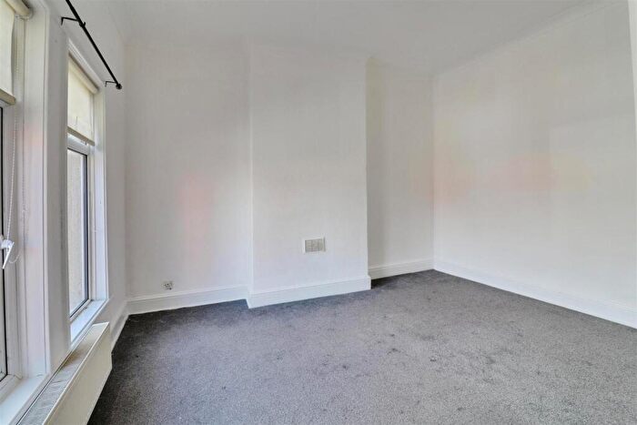 1 Bedroom Flat To Rent In Flag Lane, Crewe, CW1
