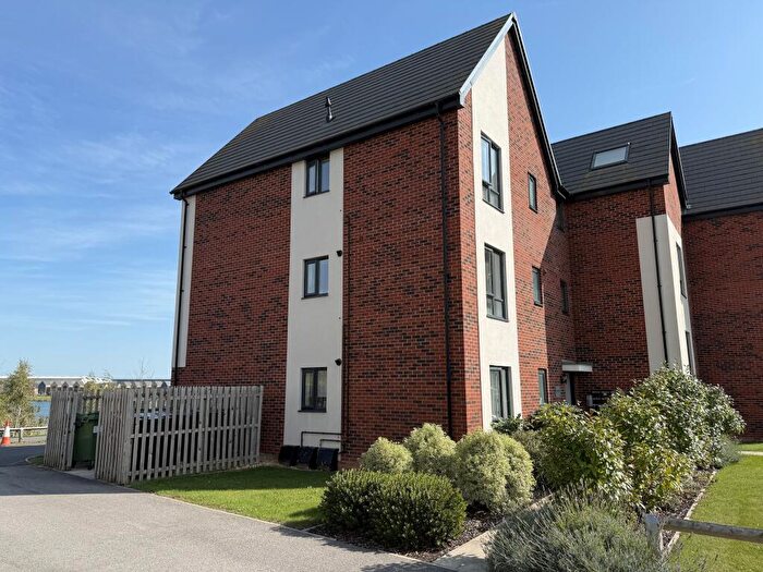 2 Bedroom Flat For Sale In Berrington View, Hampton Gardens, Peterborough, PE7