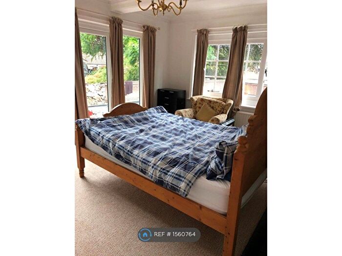 10 Bedroom Detached House To Rent In Elm Bank Drive, Nottingham, NG3