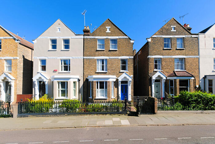 4 Bedroom Flat For Sale In Mycenae Road, London, SE3