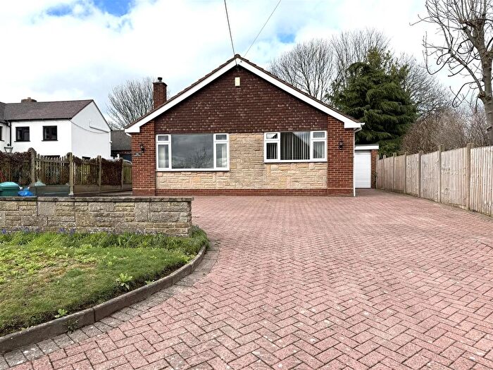 3 Bedroom Detached Bungalow For Sale In Hood Lane, Armitage, Rugeley, WS15