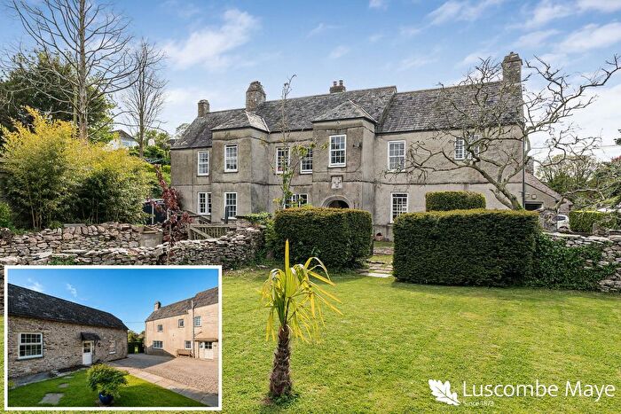 6 Bedroom Detached House For Sale In Horn Lane, Plymstock, Devon, PL9