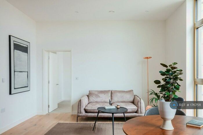 1 Bedroom Flat To Rent In East Apartments, London, N17