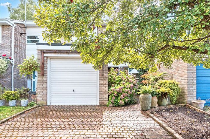 3 Bedroom Terraced House For Sale In Hardwick Green, Ealing, W13