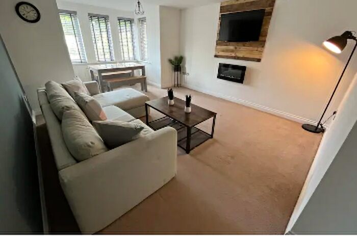 2 Bedroom Flat To Rent In Old Dryburn Way, Durham, DH1