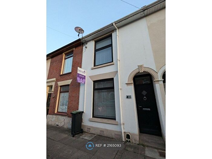 2 Bedroom Terraced House To Rent In Manchester Road, Portsmouth, PO1