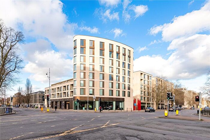 2 Bedroom Apartment For Sale In Parkside, Cambridge, Cambridgeshire, CB1