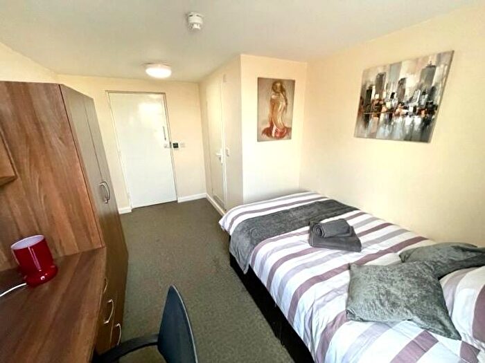 1 Bedroom House To Rent In Lyttleton House, Bridge Road, Birmingham, B8