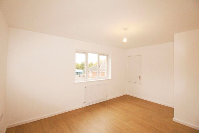 2 Bedroom Apartment To Rent In Kimberworth Road, Rotherham, S61
