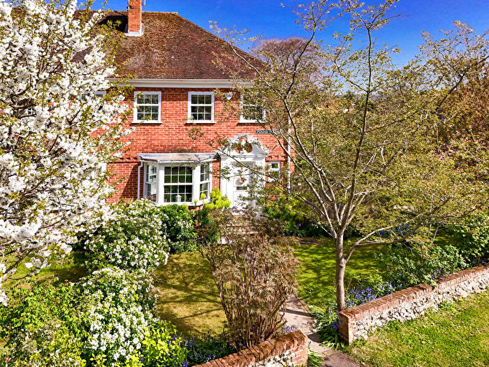 3 Bedroom House For Sale In Pound Cottages, Streatley On Thames, RG8