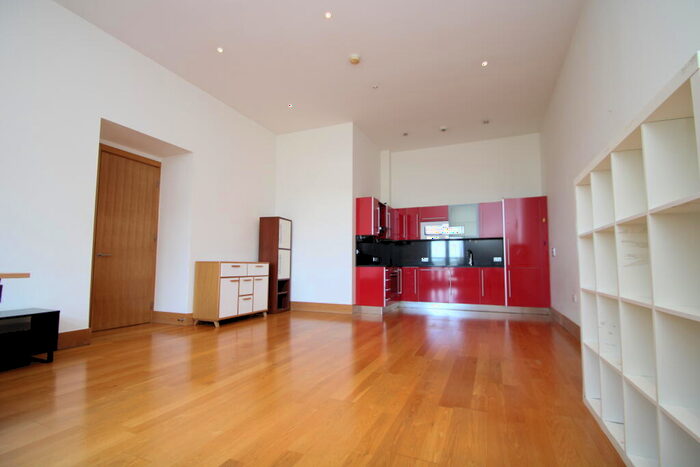 2 Bedroom Apartment To Rent In The Exchange, Croydon, CR0