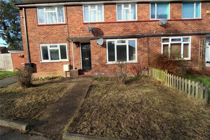 2 Bedroom Maisonette To Rent In Fairmead Crescent, Edgware, HA8