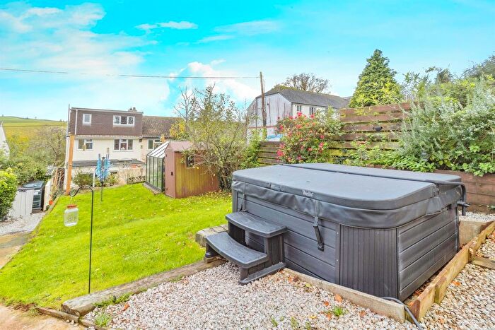 4 Bedroom Semi-Detached House For Sale In Sackery, Combeinteignhead, Newton Abbot, TQ12