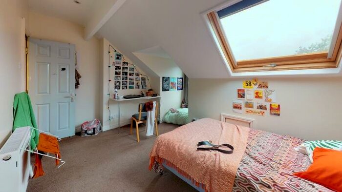 7 Bedroom Terraced House To Rent In Hartley Avenue, Woodhouse, Leeds, LS6